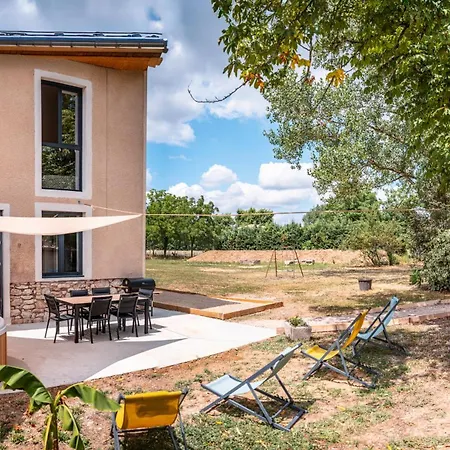 Des Rousseles - Climatisation, Spa, Jardin * גיילאק