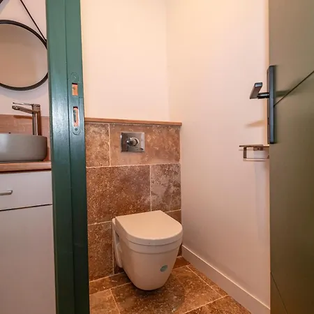 Des Rousseles - Climatisation, Spa, Jardin *