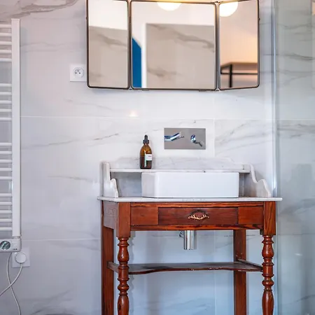 Des Rousseles - Climatisation, Spa, Jardin *